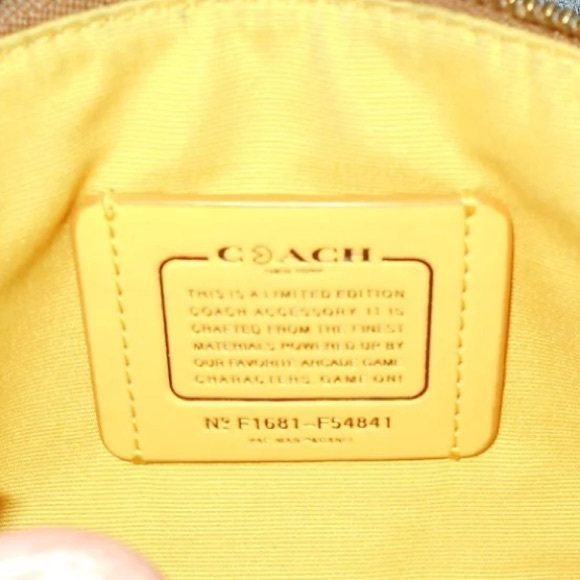 Coach Wristlet, Pac-Man Design, Limited edition, collectable, good used cond. - Picture 5 of 5